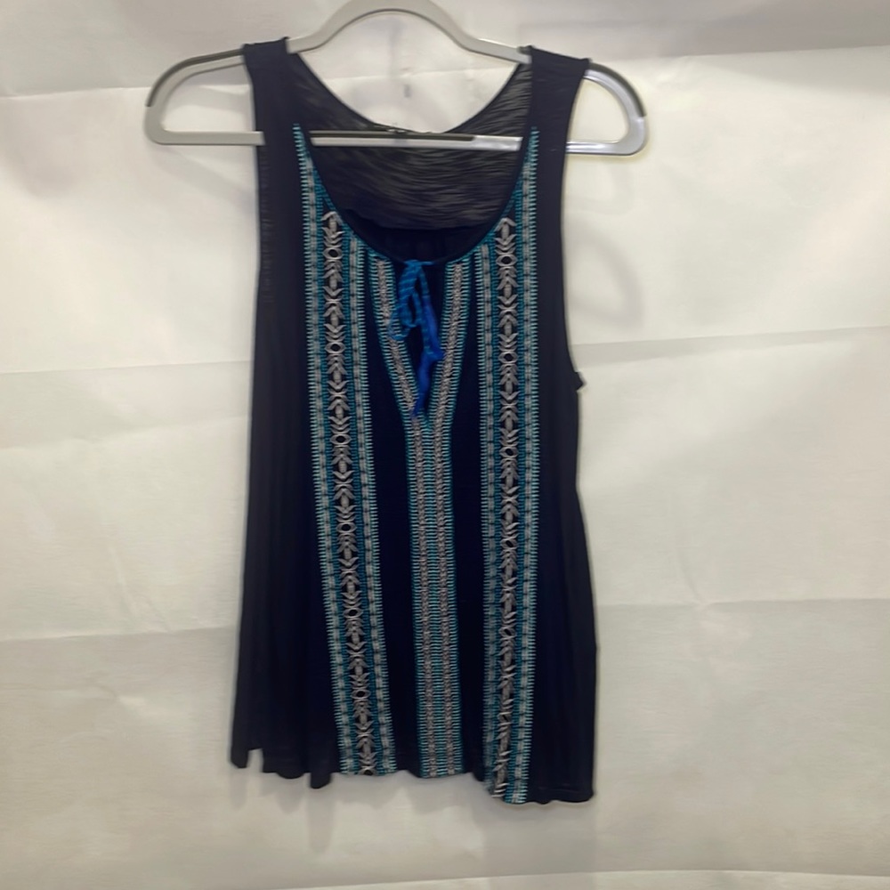 Sanctuary treasure tee- navy. Size small